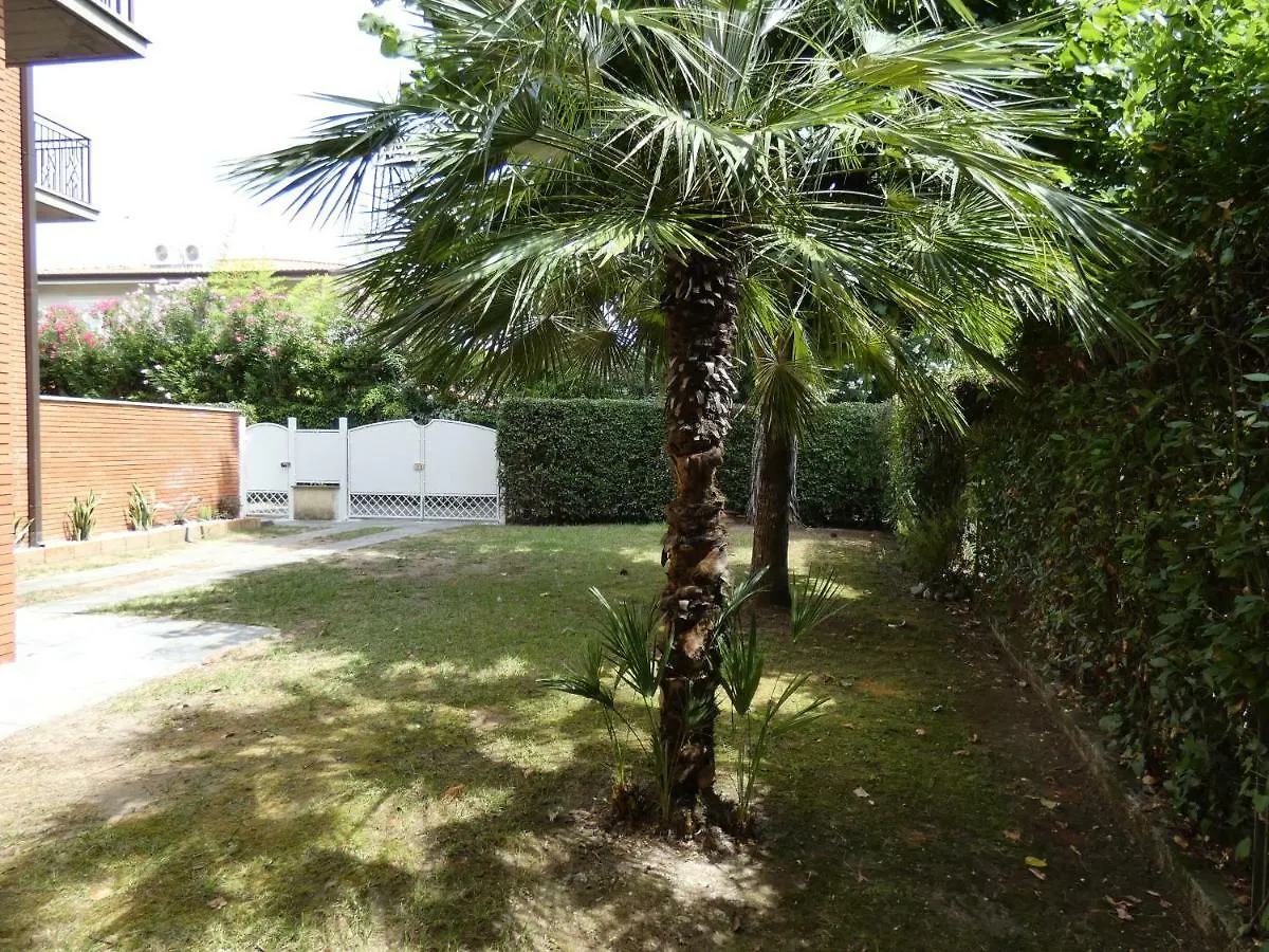 Holiday home Villa Allende In Forte Dei Marmi Italy