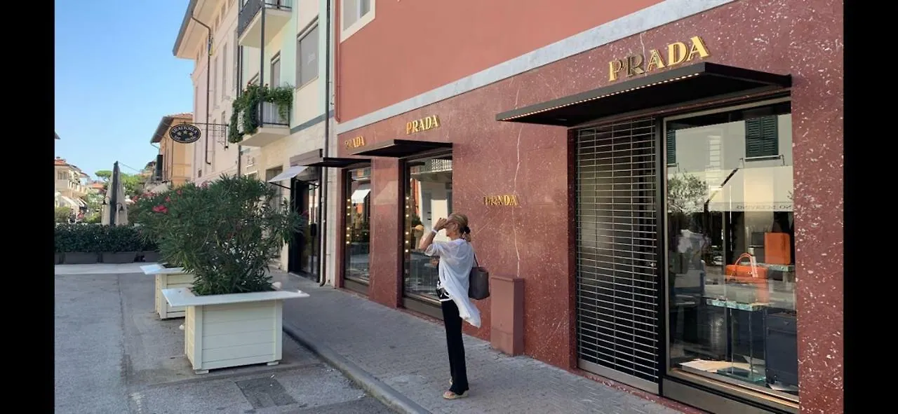 Villa Allende In Forte Dei Marmi 0*,  Italy